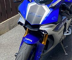 2015 Yamaha YZF-R