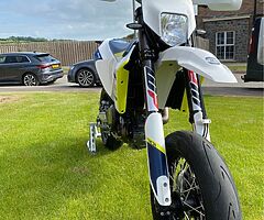2017 Husqvarna 701 - Image 6/10