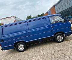 1989 TOYOTA HIACE - Image 5/10