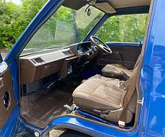 1989 TOYOTA HIACE - Image 6/10