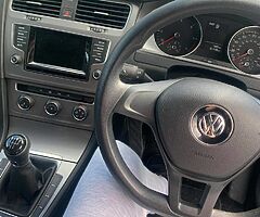 2014 Volkswagen Golf - Image 3/5