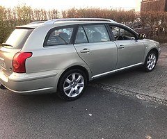 Avensis state 2.0 diesel open to offers