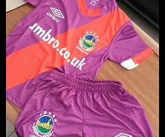 Linfeild football tops, linfeild kids kits