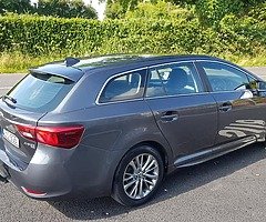 161 Toyota Avensis Luna TS Estate/new NCT 2023/ TAX 2022/ 8 stamp Service History.