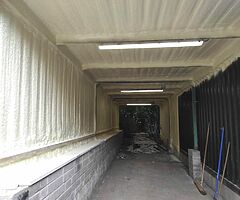 Spray foam insulation - Image 4/9