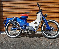 Honda C70 Custom Cub 1973