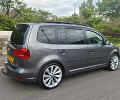 2011 Volkswagen Touran - Image 4/9
