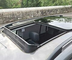 2011 Volkswagen Touran - Image 5/9