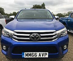 2017 Toyota Hilux - Image 6/10