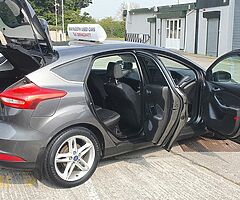 2015 Ford Focus 1.0 ecoboost Very low miles High Spec - Image 7/10