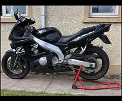 2001 Yamaha YZF-R - Image 3/7