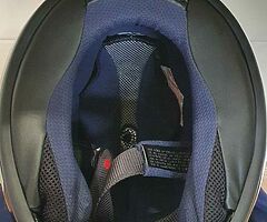 Brand new Arai Chaser X helmet - Image 4/5