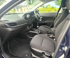 2017 Fiat tipo hb 1.4 95 hp easy 5dr.