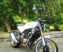 Husqvarna Vitpilen 401 - Image 4/4