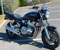 2000 Yamaha XJR1300 - Image 4/4