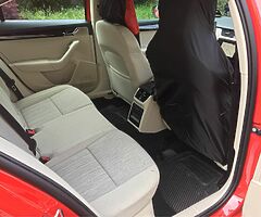 Car - Image 9/10
