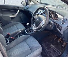 2011 Ford Fiesta - Image 3/5