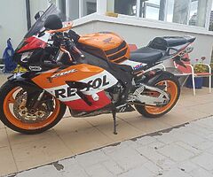 2005 Honda CBR - Image 5/5