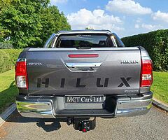 2016 Toyota Hilux Invincible X Auto D-4D - Image 6/10