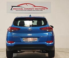 2017 Hyundai Tucson - Image 4/10
