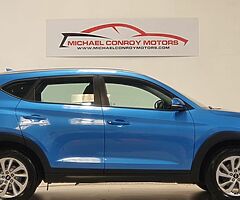 2017 Hyundai Tucson - Image 6/10