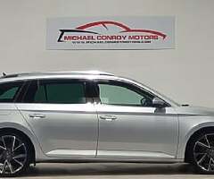 2017 Skoda Superb - Image 7/10