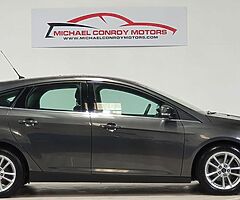 2016 Ford  Focus - Image 4/10