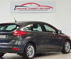 2016 Ford  Focus - Image 6/10