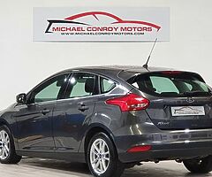 2016 Ford  Focus - Image 7/10