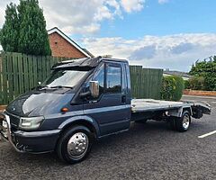 2005 Ford Transit