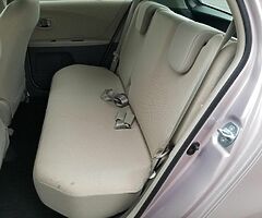 2010Toyota Yaris - Image 5/10