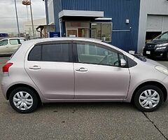 2010Toyota Yaris - Image 9/10