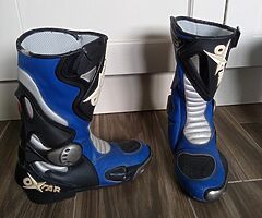 Motorbike leathers and boots - Image 4/4