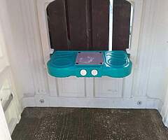 Child’s play house - Image 3/5