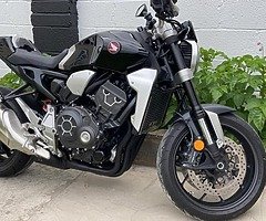 Honda CB1000r