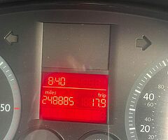 VW Caddy - Image 4/7