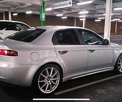 Alfa Romeo - Image 4/7