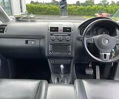 Volkswagen TOURAN - Image 7/10