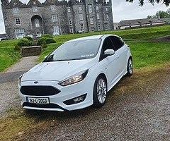 162 Ford Focus ST-Line