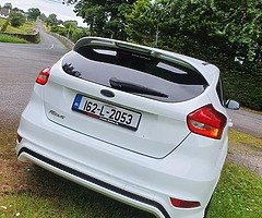 162 Ford Focus ST-Line