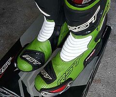 Rst race boots