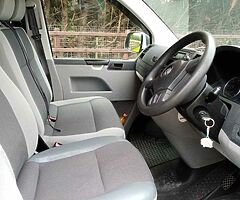 2015 Volkswagen  Transporter - Image 10/10