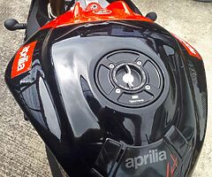 2012 Aprilia Tuono - Image 6/10