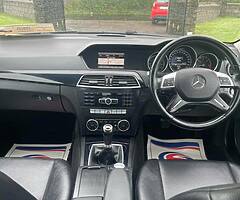 MERCEDES BENZ C220 - Image 7/7
