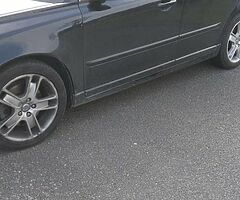 08 VOLVO S40