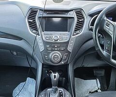Hyundai Santa Fe Executive Commercial - Image 3/9