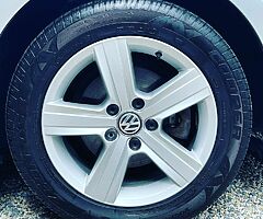 141 Volkswagen Golf 1.6 TDI Highline - Image 3/10