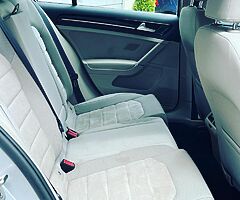 141 Volkswagen Golf 1.6 TDI Highline - Image 4/10