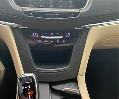 2018 Cadillac XT5 · Sport Utility 4D - Image 6/10