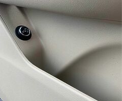 2018 Cadillac XT5 · Sport Utility 4D - Image 7/10